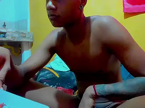 aunstin mohamme online show from February 2026 08:10:01 PM