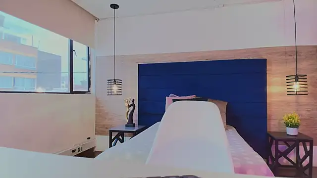 Ellie-Alves online show from April 2026 04:13:01 PM