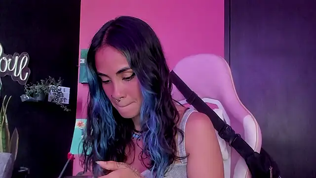 azula lillet online show from February 2026 08:54:01 PM