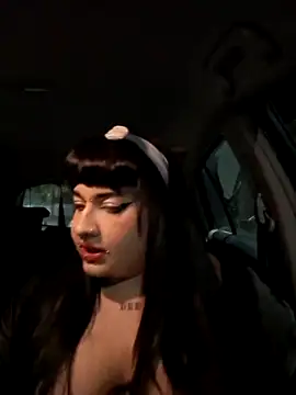 RoseNubble online show from April 2026 08:33:01 PM