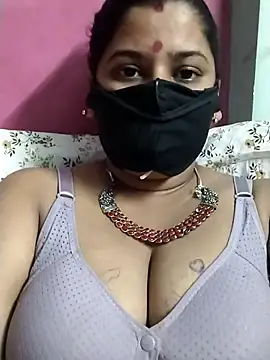 pinkisaha75 online show from April 2026 01:55:02 PM