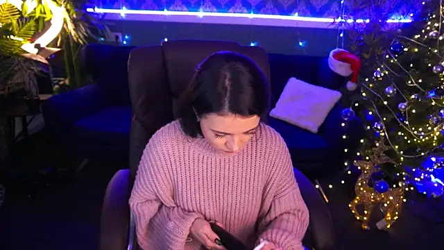 Dafni Monn online show from January 2025 06:25:02 AM