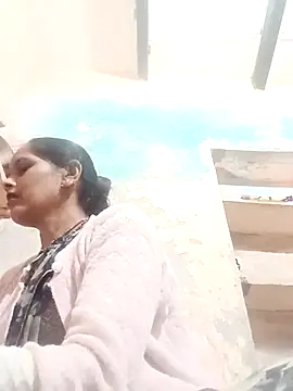 Snapshot of Hasmi_hot09 chatting on February 2026 04:34:02 PM Hasmi hot09 online show from February 2026 04:34:02 PM