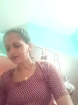Snapshot of Hasmi_hot09 chatting on May 2026 04:45:02 PM Hasmi hot09 online show from May 2026 04:45:02 PM