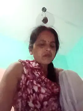 Snapshot of Hasmi_hot09 chatting on May 2026 06:28:02 PM Hasmi hot09 online show from May 2026 06:28:02 PM