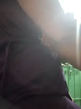 Snapshot of Nilam_cute chatting on May 2026 01:27:02 PM Nilam cute online show from May 2026 01:27:02 PM
