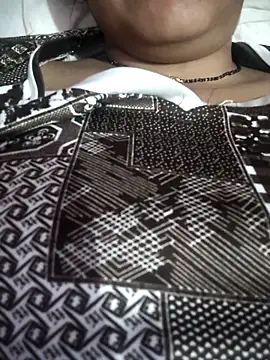 Snapshot of Nilam_cute chatting on May 2026 04:23:01 PM Nilam cute online show from May 2026 04:23:01 PM