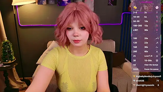 Snapshot of Waifu_Ketrin chatting on January 2026 01:57:02 PM Waifu Ketrin online show from January 2026 01:57:02 PM