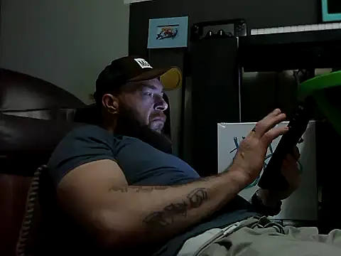 Numba1dad  online show from January 2026 02:05:01 AM