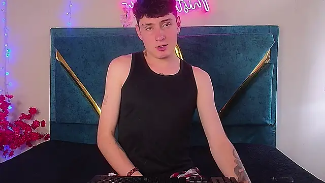 dantte grey online show from January 2026 09:18:02 PM