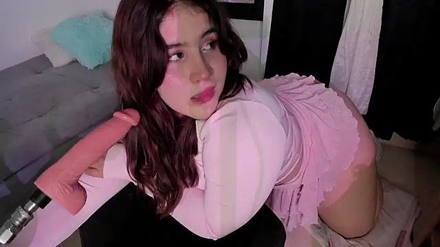 ivy velvet online show from April 2026 01:34:02 AM