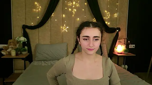 Susan Fors online show from April 2026 08:02:02 AM