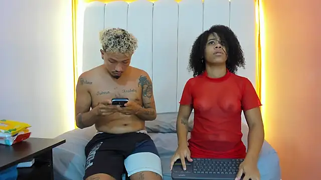 2Hot4You OS online show from January 2026 03:32:01 AM