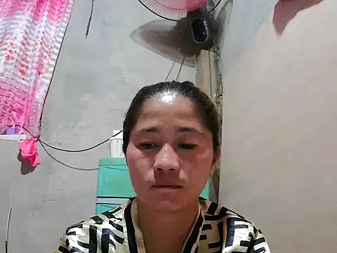 lovelyxxx88 online show from April 2026 11:43:01 AM