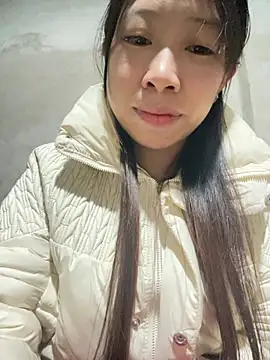 Snapshot of Mayly_lucky2 chatting on February 2026 02:53:01 AM Mayly lucky2 online show from February 2026 02:53:01 AM