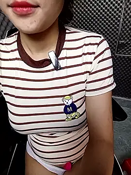 Shiny 68 online show from May 2026 01:44:01 AM