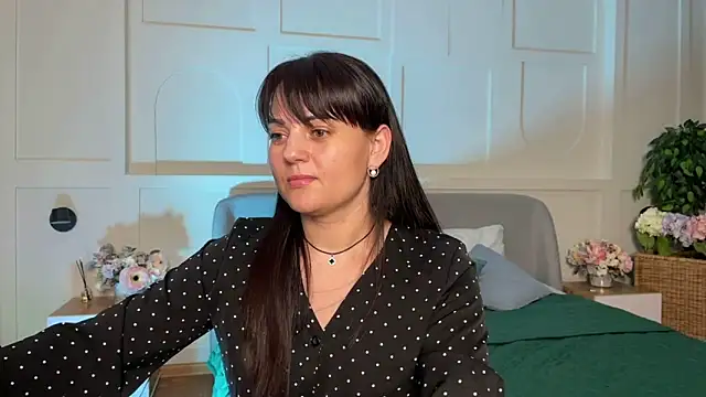  SilkyShadow  online show from February 2026 02:53:01 AM