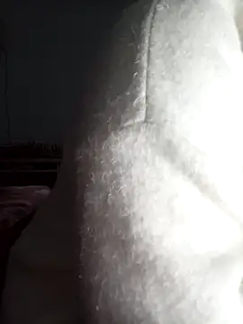 Minaa2x online show from March 2026 05:13:01 AM