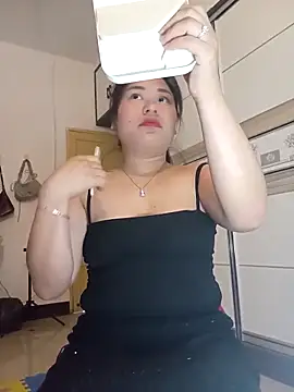 Minaa2x online show from April 2026 05:24:02 AM