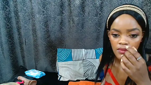 Amanda April online show from March 2026 03:39:01 PM