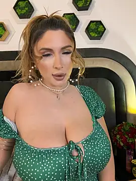 LucyBridgette online show from April 2026 03:29:01 AM