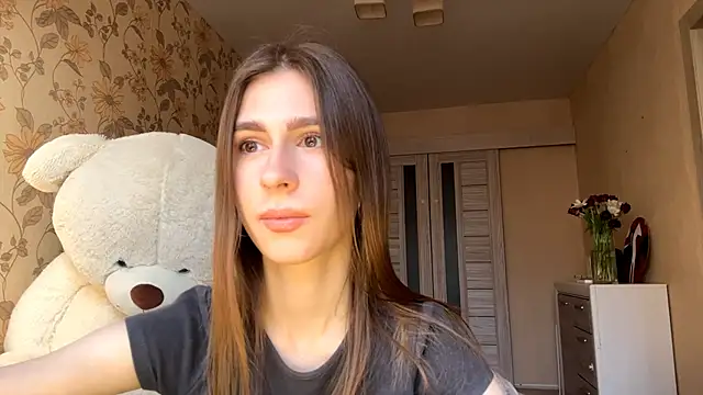 ElsieKuhlmann online show from March 2026 02:10:02 PM