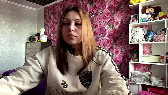 TraciBallena online show from March 2026 07:14:02 AM