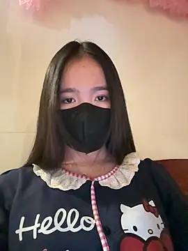 Gwen879 online show from February 2026 01:14:01 PM