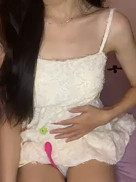 Linhtruong   online show from April 2026 02:16:02 PM