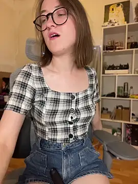 Persephone Kore online show from July 2026 07:46:02 PM