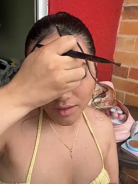 Veronica Wins  online show from April 2026 05:07:01 PM