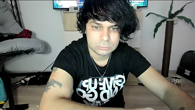 LorenzoBoy99 online show from January 2026 09:31:02 PM