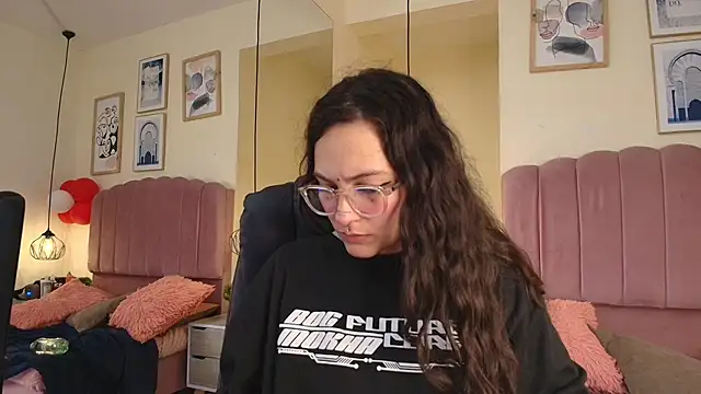 Hanabie  online show from February 2026 03:16:02 AM