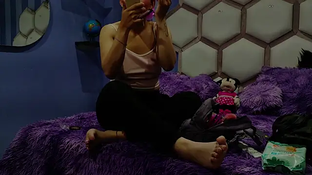 yvi taylor online show from April 2026 01:14:01 PM