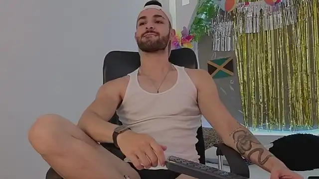 Apolo lux1 online show from April 2026 06:43:01 PM