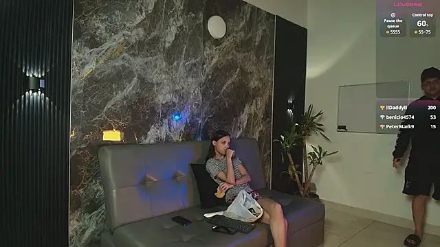 uncontrolled fire online show from March 2026 07:10:01 PM