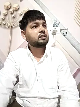 Pulkeet1433 online show from April 2026 02:40:01 PM