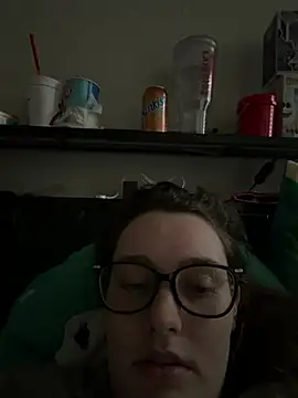 julia4thewin online show from April 2026 11:24:02 PM