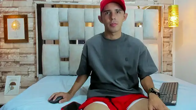 Lian Brown online show from January 2026 07:28:02 PM