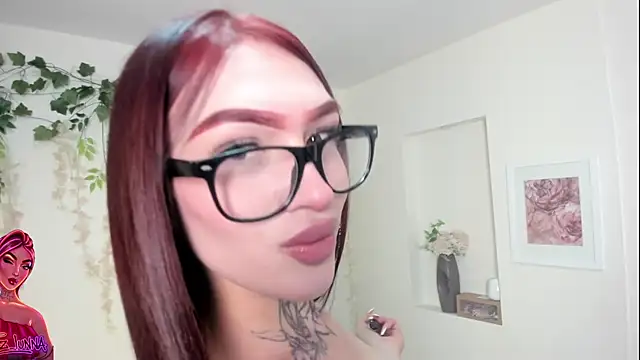 Snapshot of lizz_lunna chatting on July 2026 02:05:17 AM lizz lunna online show from July 2026 02:05:17 AM
