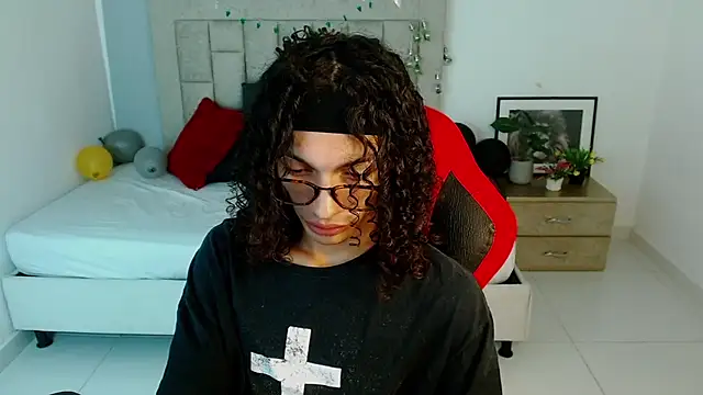 Axel fox77 online show from January 2026 12:05:01 AM