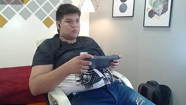 mazenrois online show from January 2026 02:59:01 AM