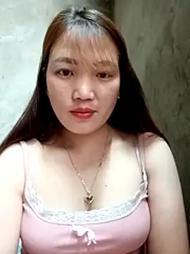 Snapshot of Nunaa2x chatting on April 2026 07:09:02 AM Nunaa2x online show from April 2026 07:09:02 AM