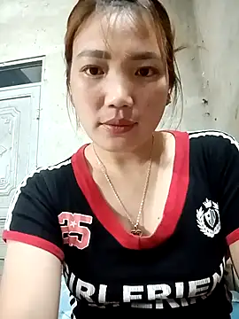 Snapshot of Nunaa2x chatting on May 2026 01:37:02 PM Nunaa2x online show from May 2026 01:37:02 PM