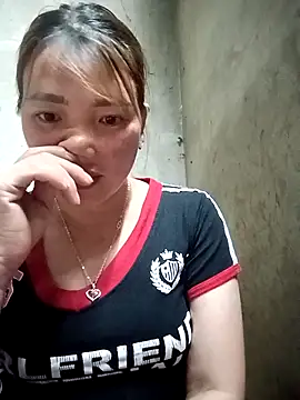 Snapshot of Nunaa2x chatting on May 2026 02:46:01 PM Nunaa2x online show from May 2026 02:46:01 PM