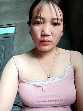 Snapshot of Nunaa2x chatting on May 2026 05:26:02 AM Nunaa2x online show from May 2026 05:26:02 AM