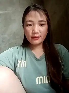 Snapshot of Nunaa2x chatting on June 2026 08:33:02 AM Nunaa2x online show from June 2026 08:33:02 AM