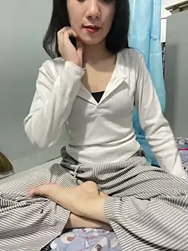 Snapshot of berry_alma06 chatting on January 2026 02:32:02 PM berry alma06 online show from January 2026 02:32:02 PM