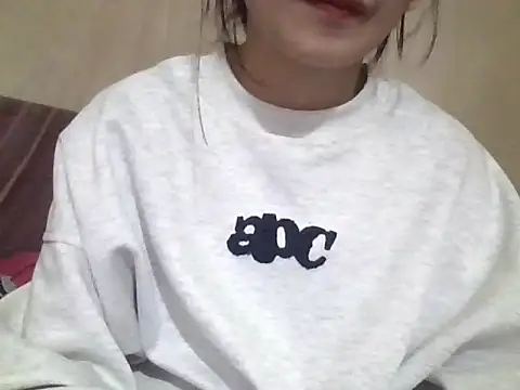 Snapshot of berry_alma06 chatting on February 2026 03:09:01 PM berry alma06 online show from February 2026 03:09:01 PM