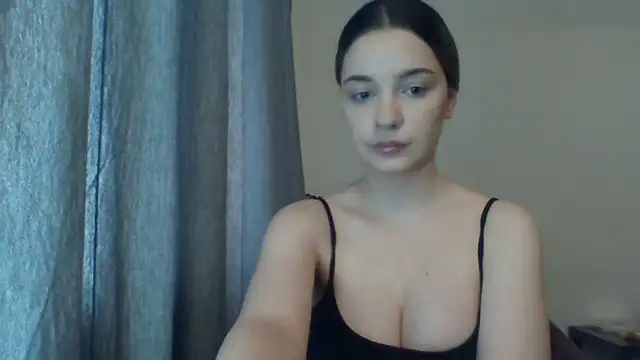 EvelineMagnetic online show from April 2026 02:16:02 PM